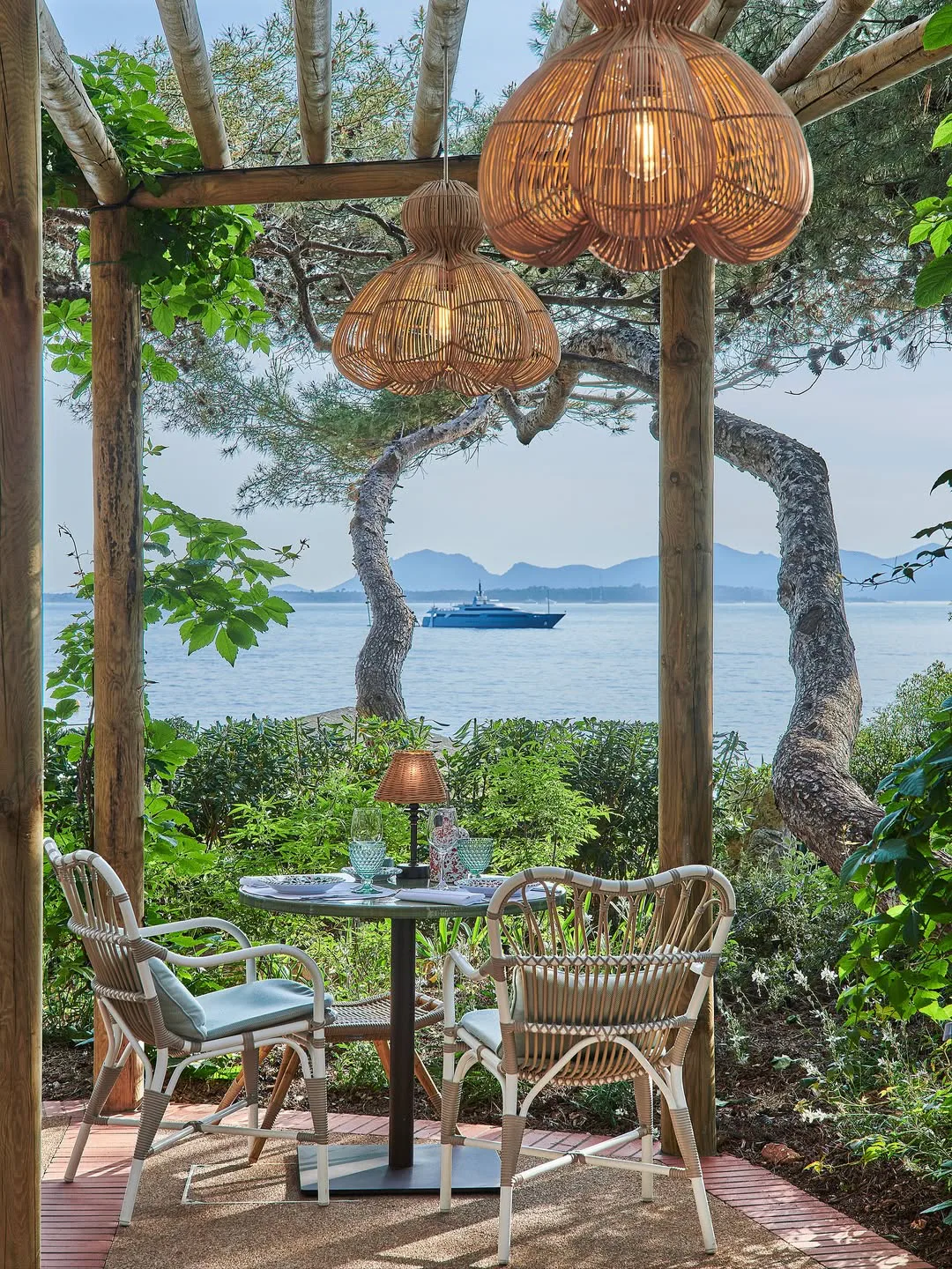 chic hotels for cultural events