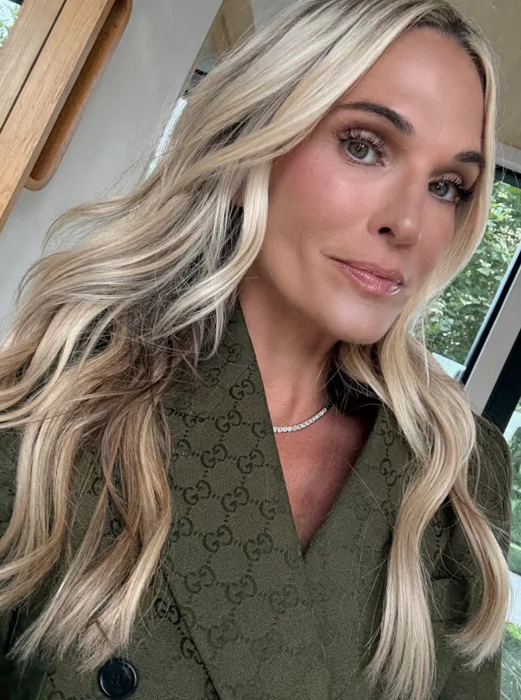 Molly Sims Beauty Routine