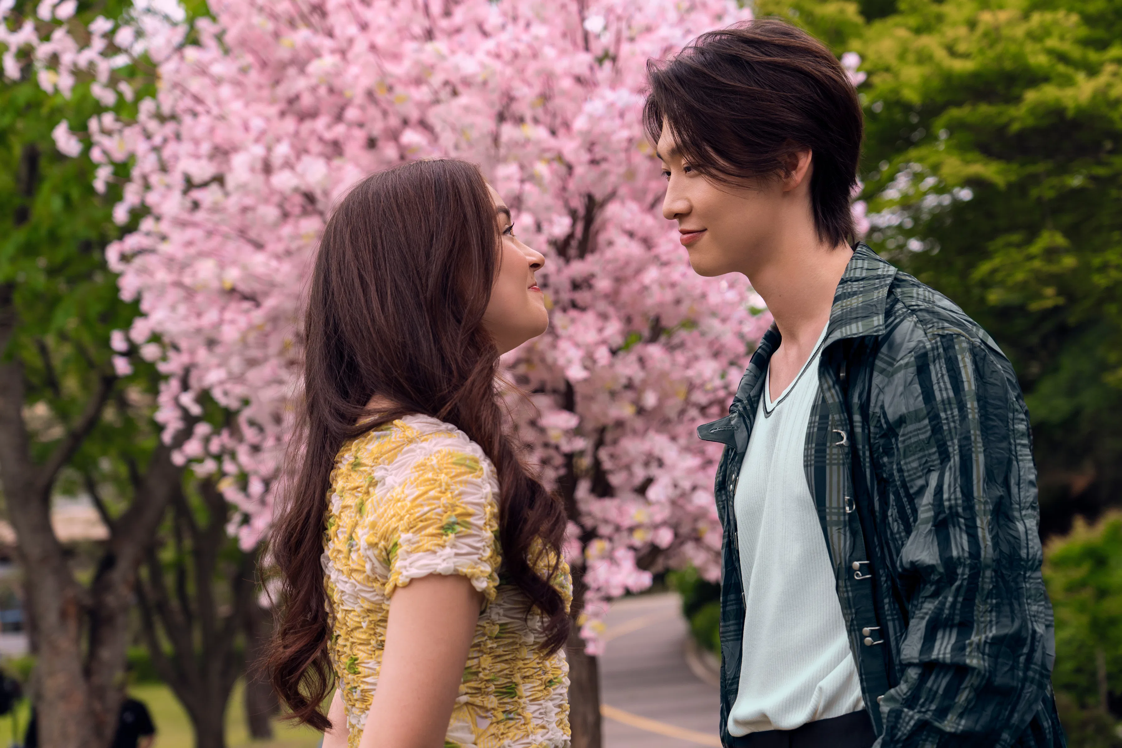 Anna Cathcart and Sang Heon Lee on XO, Kitty. Photo via Netflix