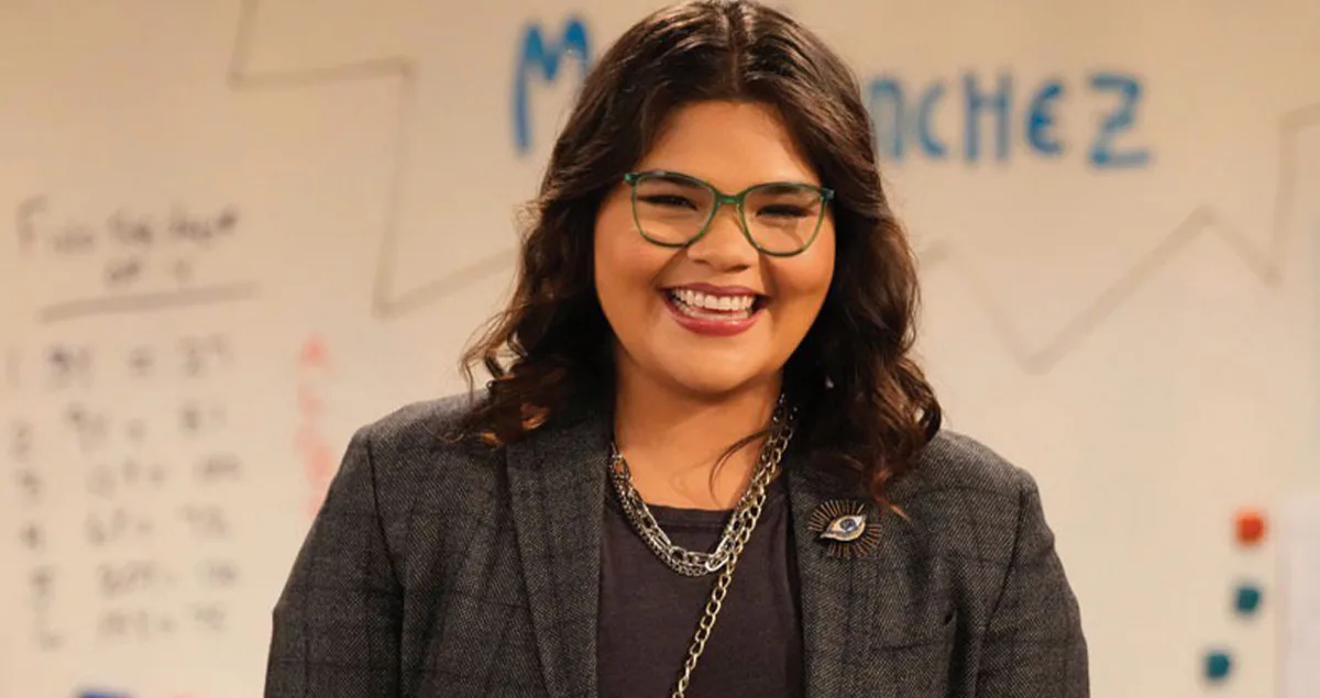 Belissa Escobedo On 'Happy's Place,' Comedy, & Reba McEntire