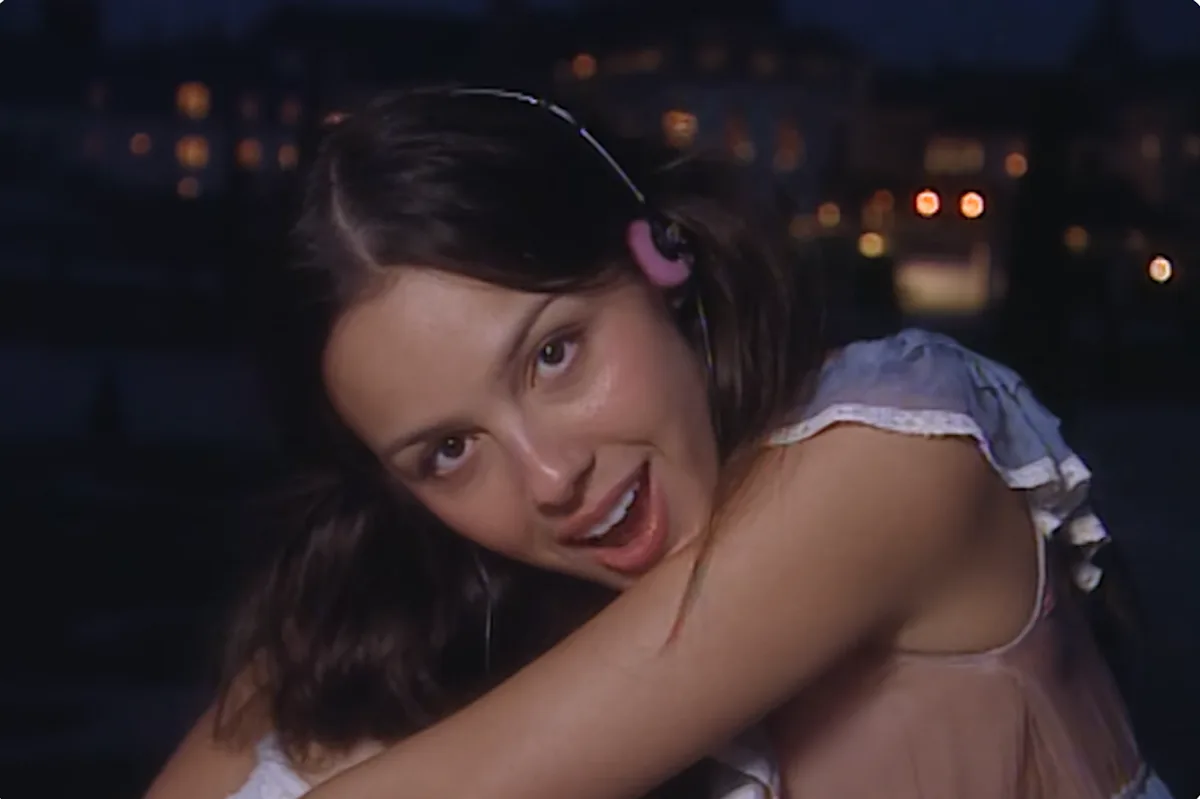 Olivia Rodrigo's "Drop Dead" Lyrics Have Louis Partridge Easter Eggs