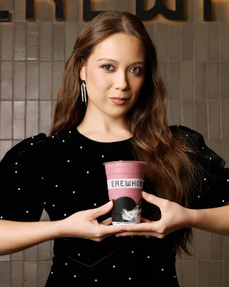 I tried Laufey's "Madwoman" Erewhon smoothie.