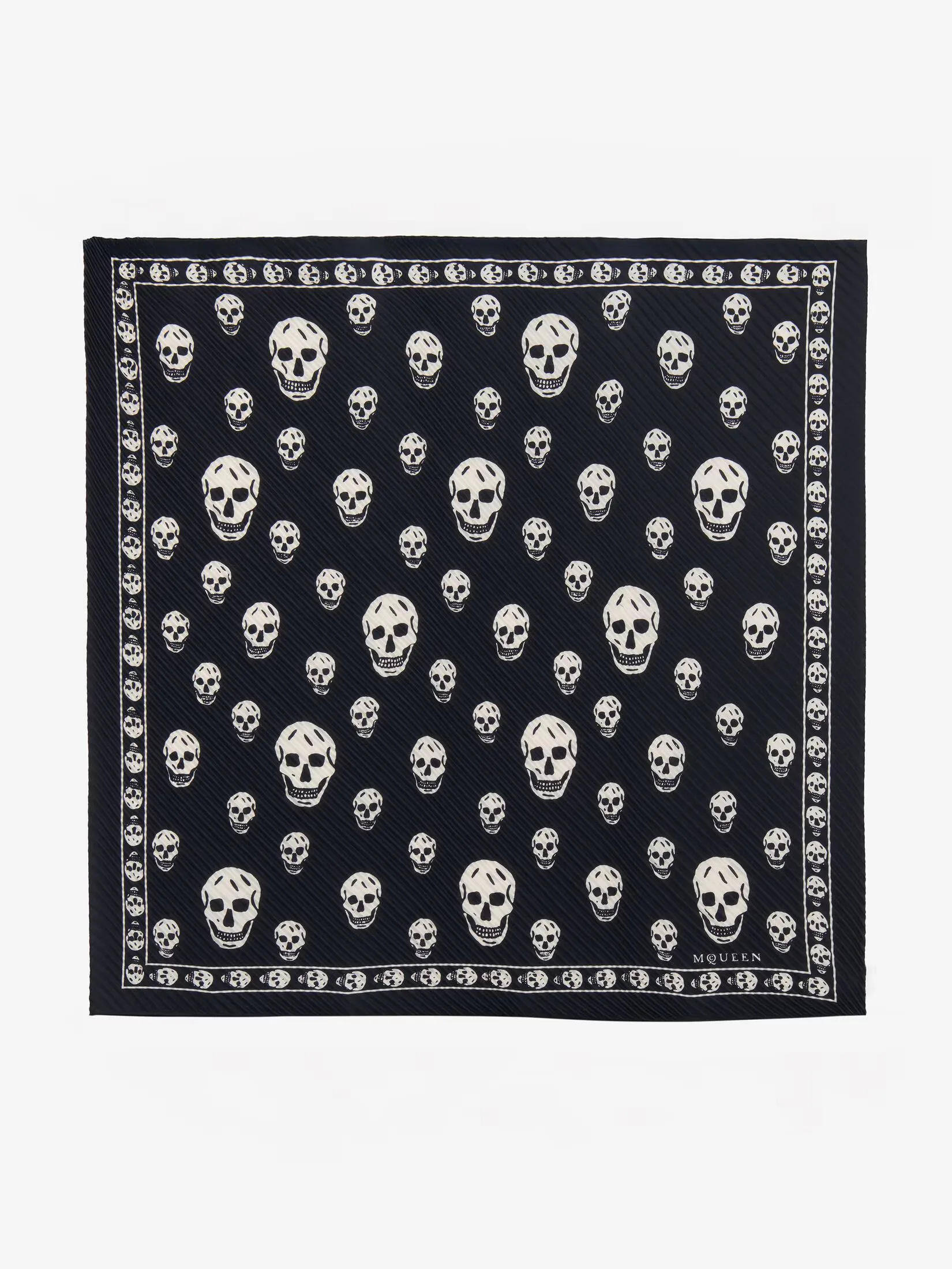 Pleated Skull Scarf 