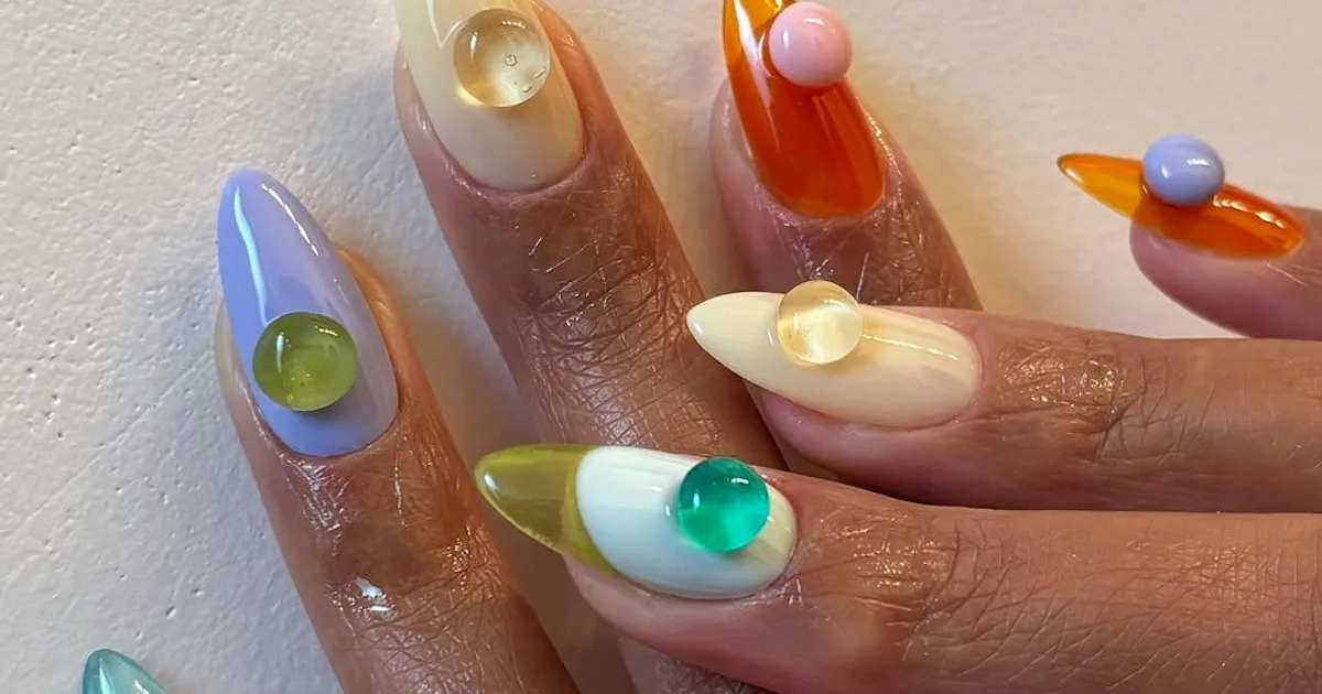 Hailey Bieber's Coachella Mani Confirmed "Bubble Nails" Are About To Pop Off