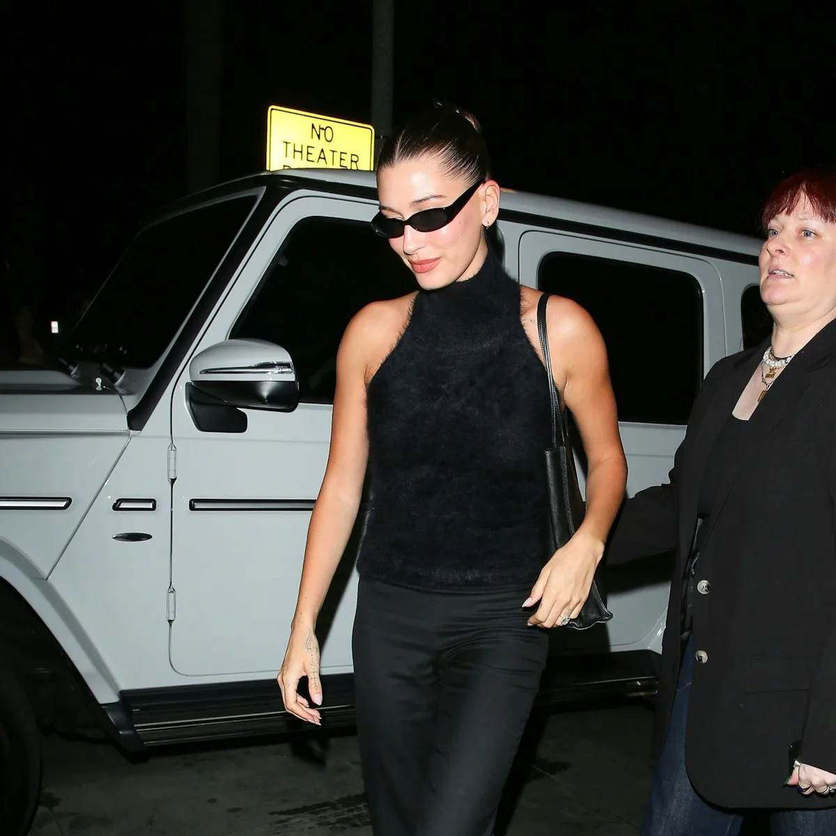 How To Wear Black In The Spring, According To Hailey Bieber How To Wear Black In The Spring, According To Hailey Bieber