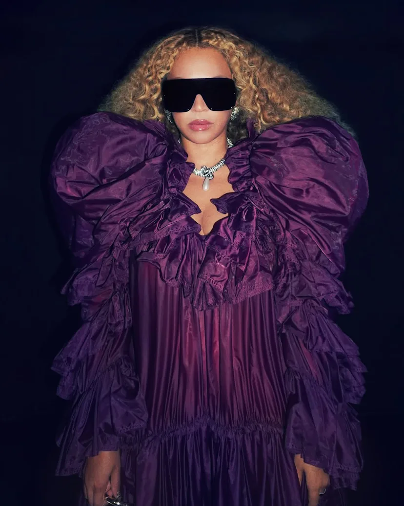 Beyonce in purple dress