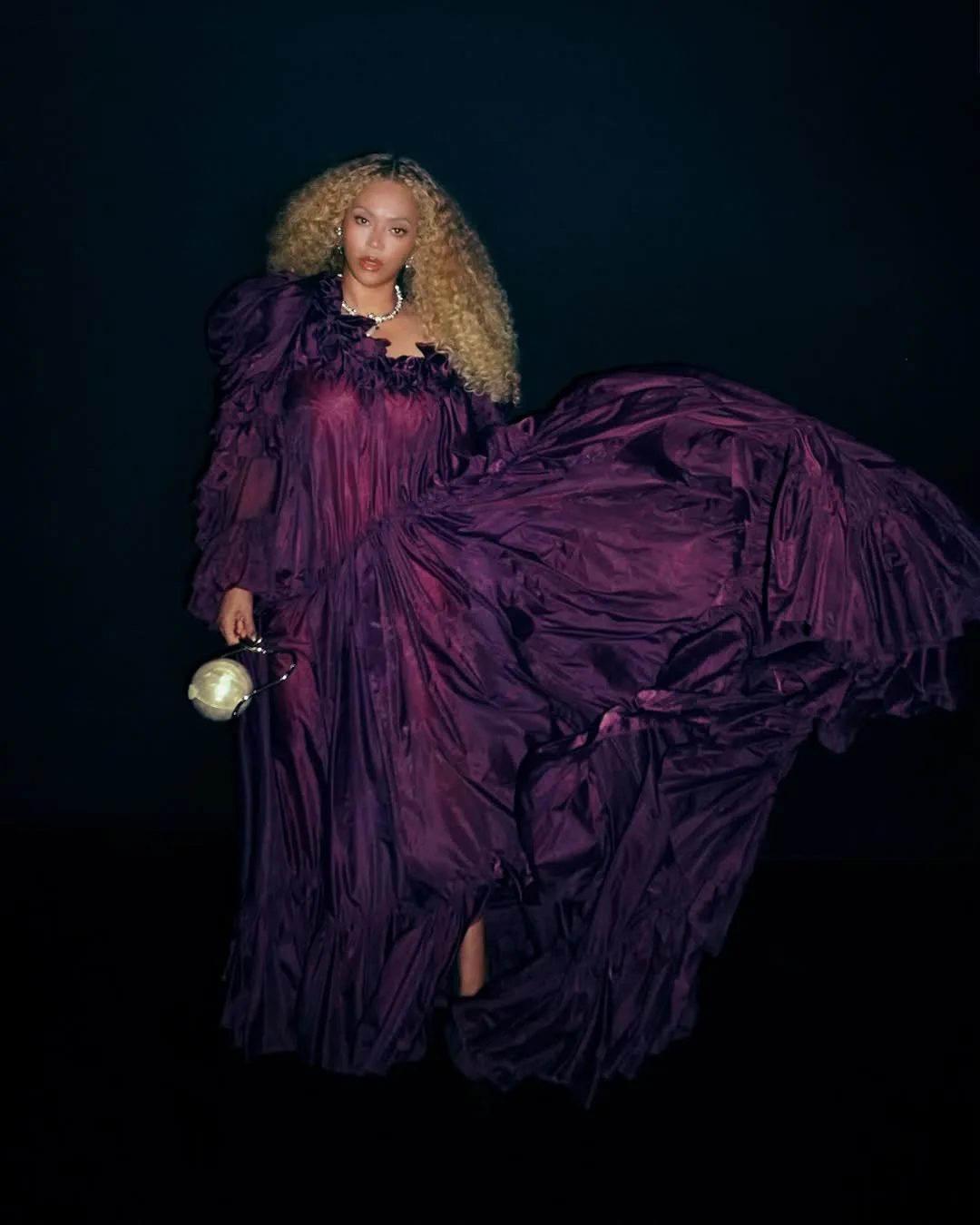 Beyonc Celebrates 10 Years of 'Lemonade' With a Fashion Throwback Beyonc Celebrates 10 Years of 'Lemonade' With a Fashion Throwback