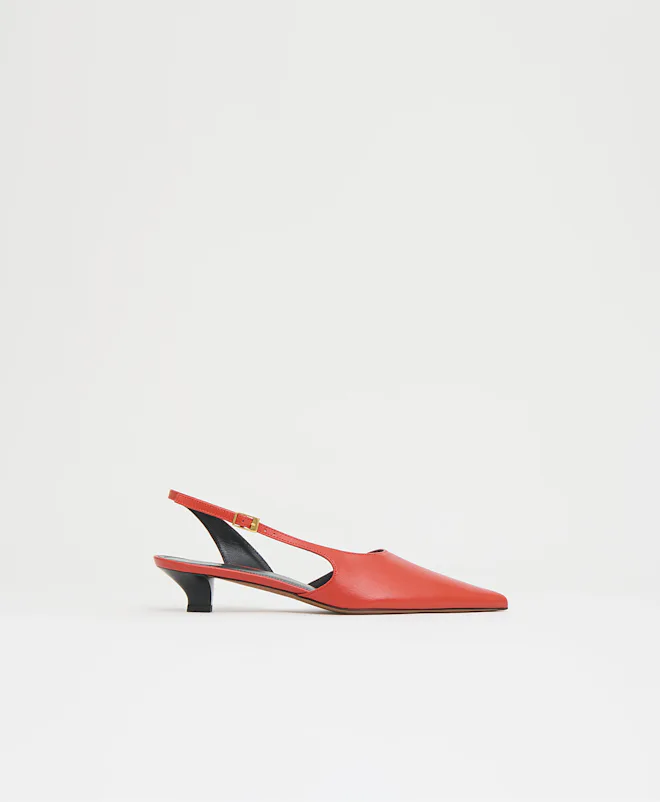 Anna Slingback Pomodoro