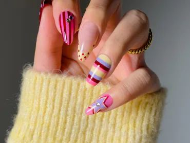 Striped Nail Ideas
