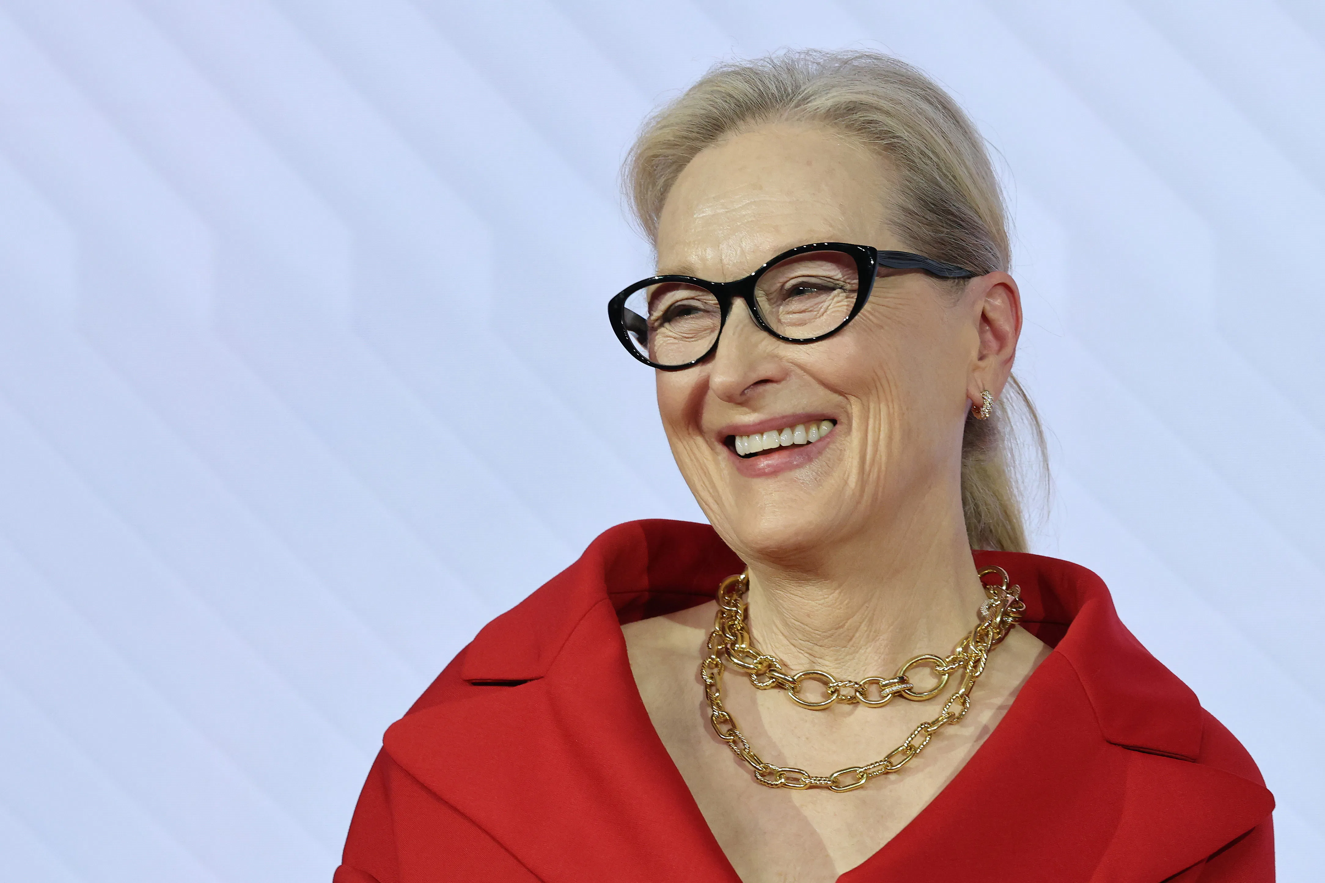 Meryl Streep's Red Prada Suit Is a Sign Fashion Is Fully Behind 'The Devil Wears Prada 2'