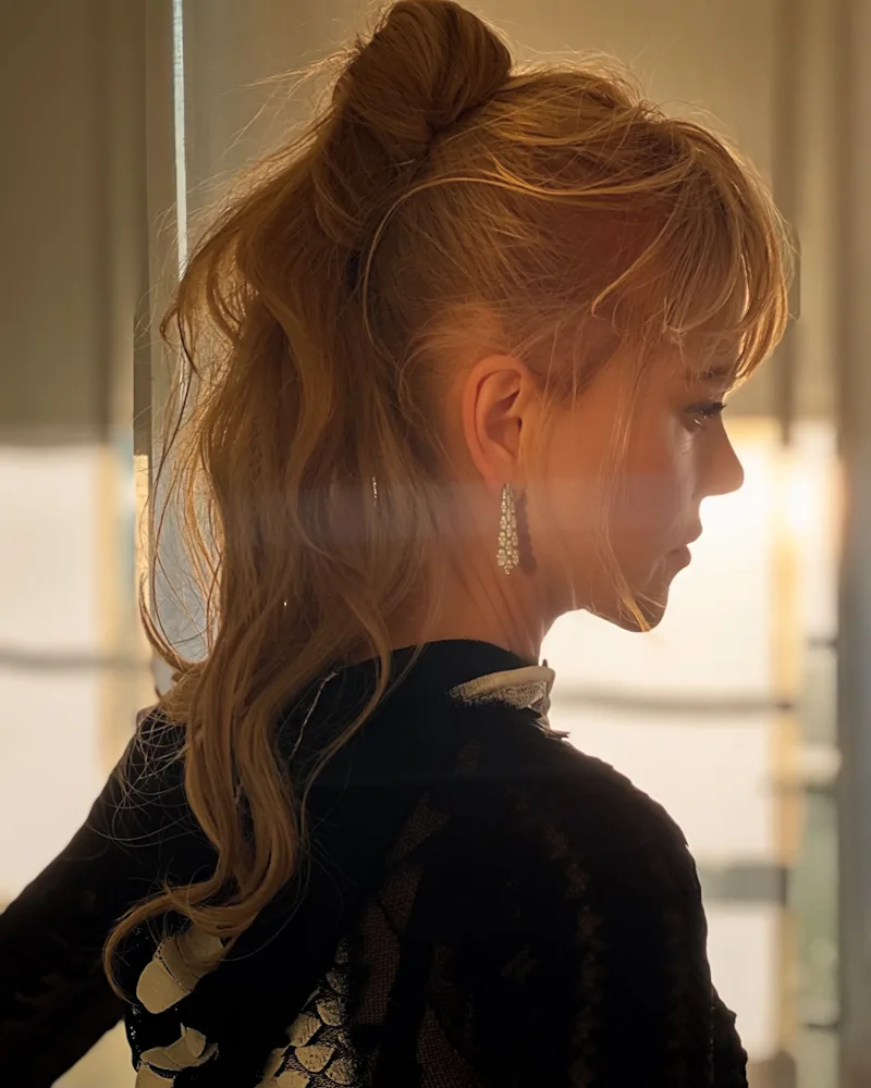 Nicole Kidman with a twisty french ponytail