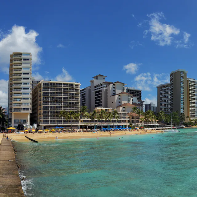 Castle Waikīkī Shore