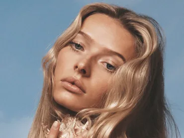Apple Martin Stars In New Chloé à la Plage Campaign