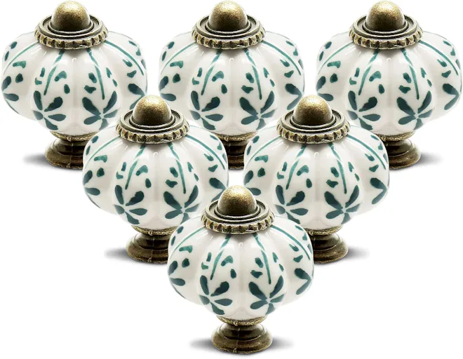Seimneire Ivory Pumpkin Knobs (12-Pack)
