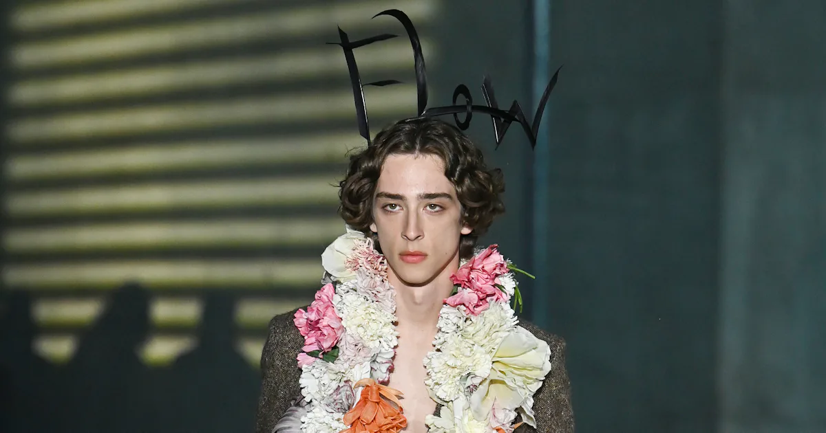 Dior Cruise 2027: Jonathan Anderson Presents a Cinematic First Cruise ...