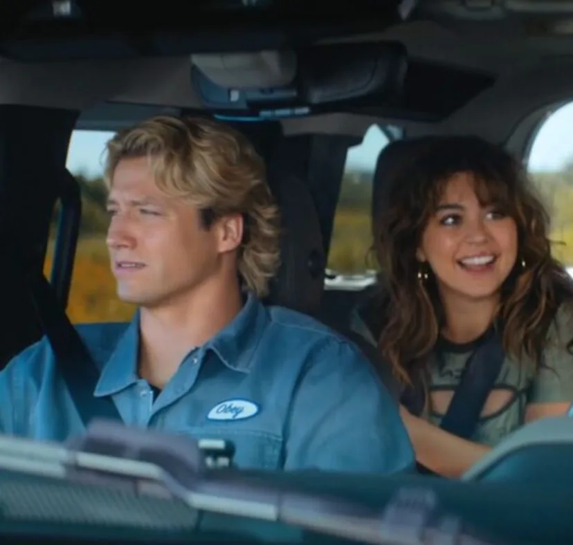 'Off Campus' Season 2 is predicted to either adapt Logan and Grace's love story or Dean and Allie's.
