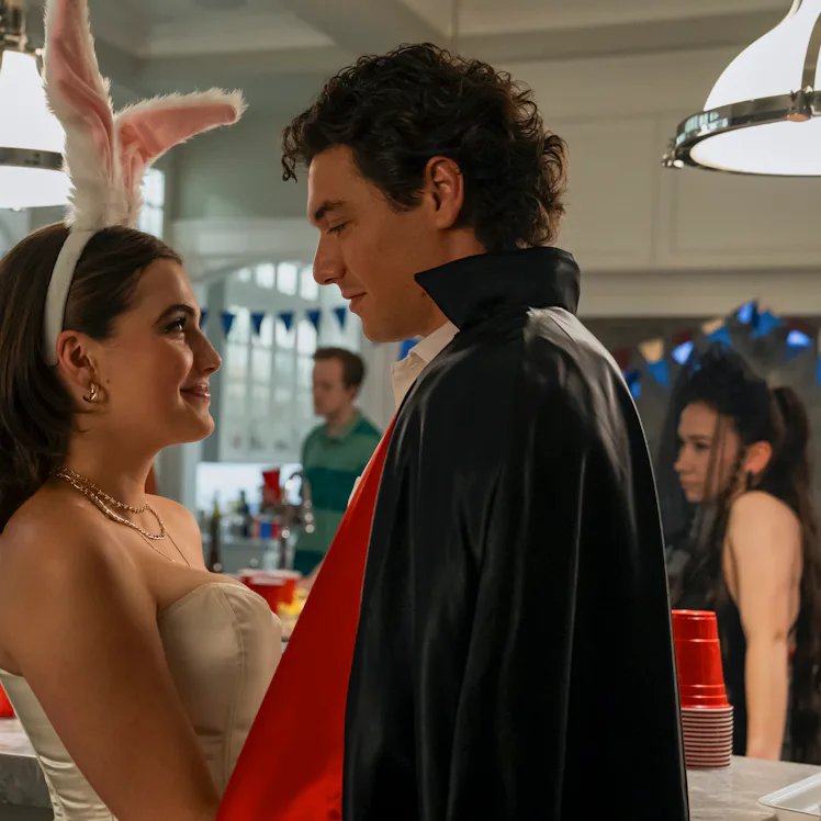 Hannah and Garrett in Off Campus. Photo via Prime Video
