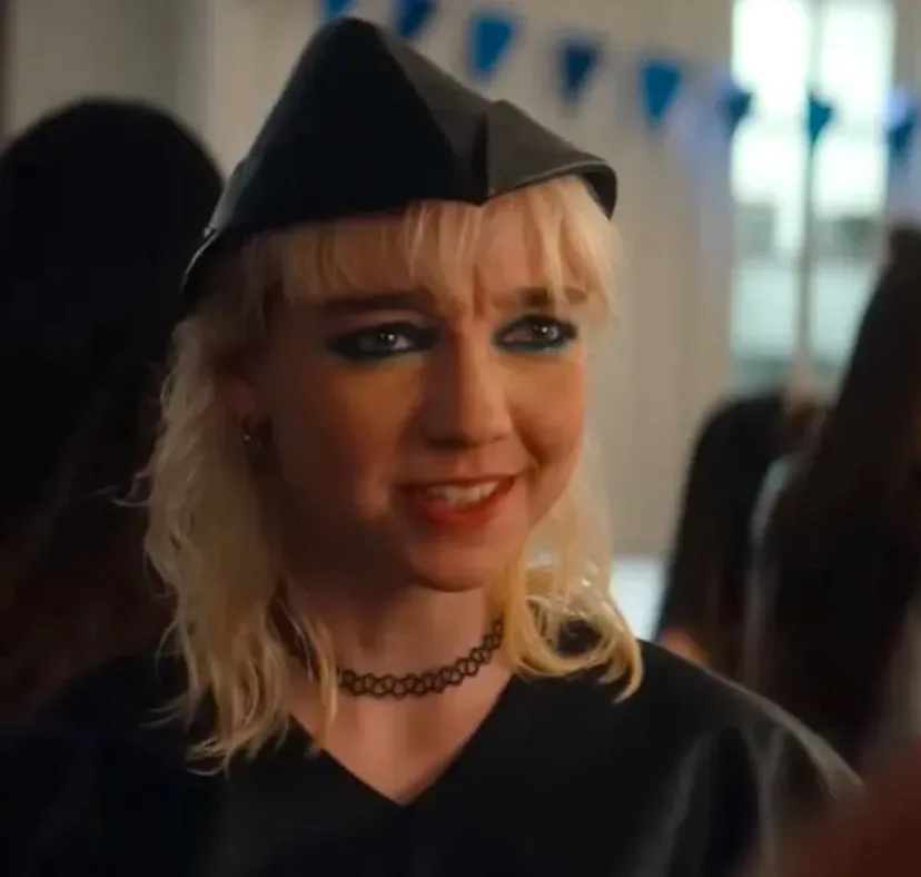 Julia Sarah Stone asked 'Off Campus' fans to respect Jules' they/them pronouns.