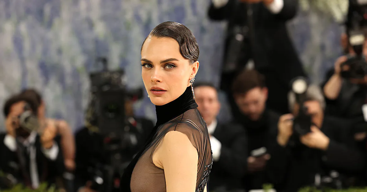 Cara Delevingne's Finger Waves & More Standout Beauty Looks From The 2026 Met Gala