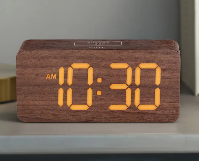 uscce Wooden Digital Alarm Clock