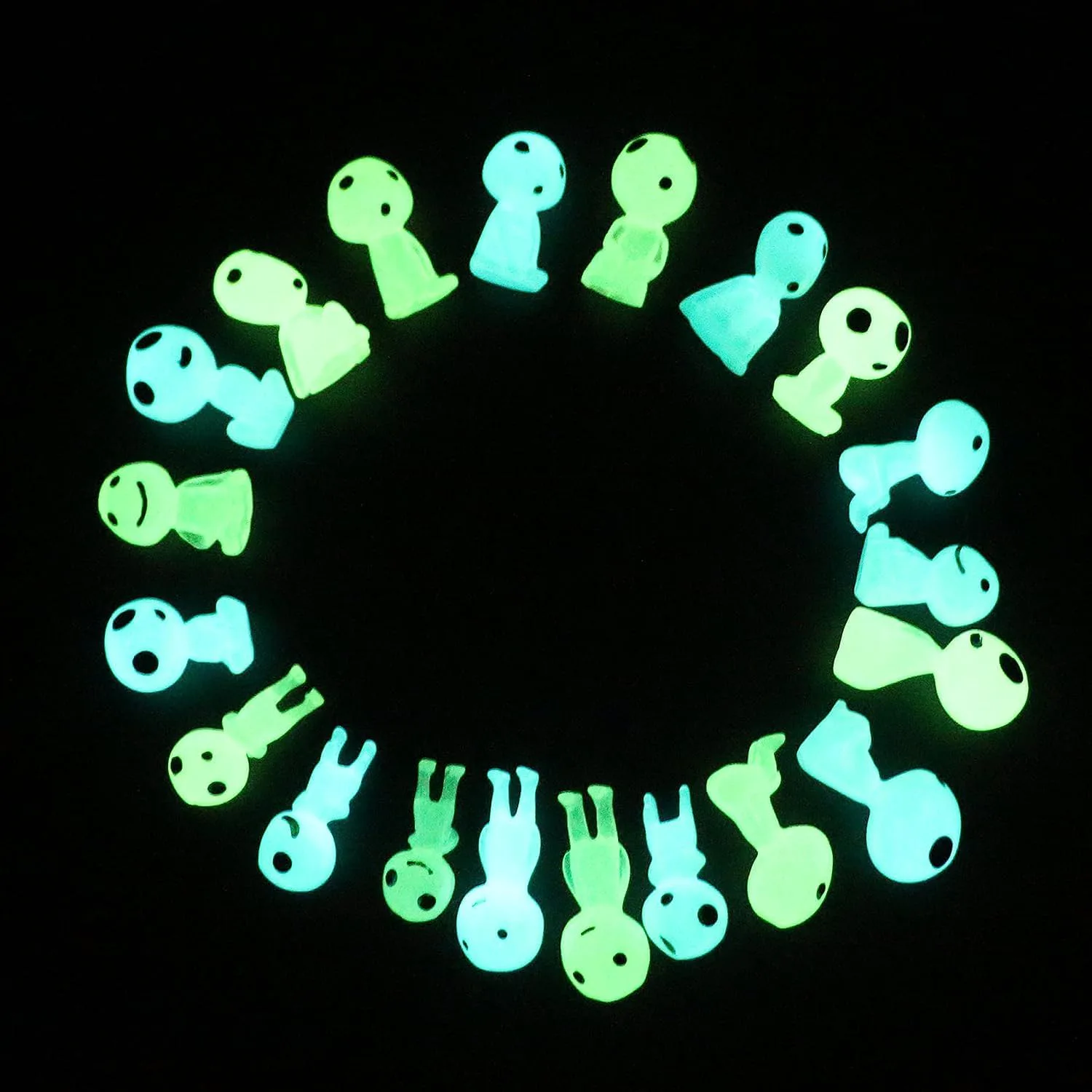 Qingo Glow-in-the-Dark Garden Alien Decor (20 Pieces)