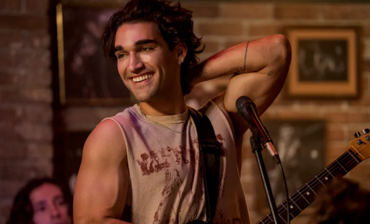 Josh Heuston On Justin's 'Off Campus' Change From The Book