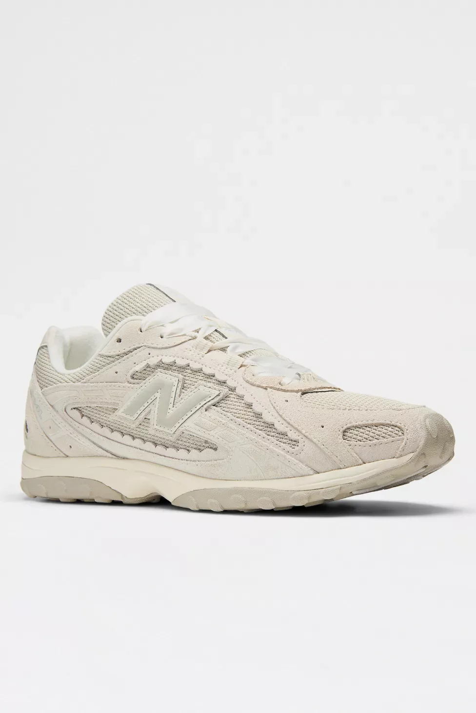 New Balance 204L Sneakers