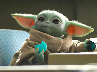 I tried the Grogu Cookies from 'The Mandalorian & Grogu' at Disneyland.