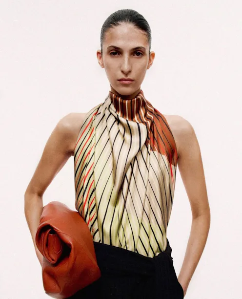 Kallmeyer scarf top