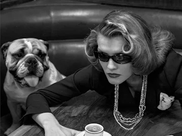 a vintage pomellato jewelry campaign
