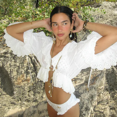 Dua Lipa.