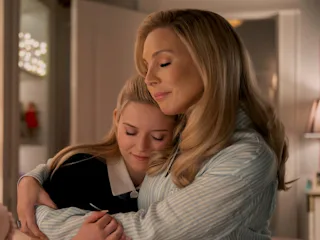 June Diane Raphael reveals if Eva and Wyatt in 'Elle' could change 'Legally Blonde' lore with a divo...