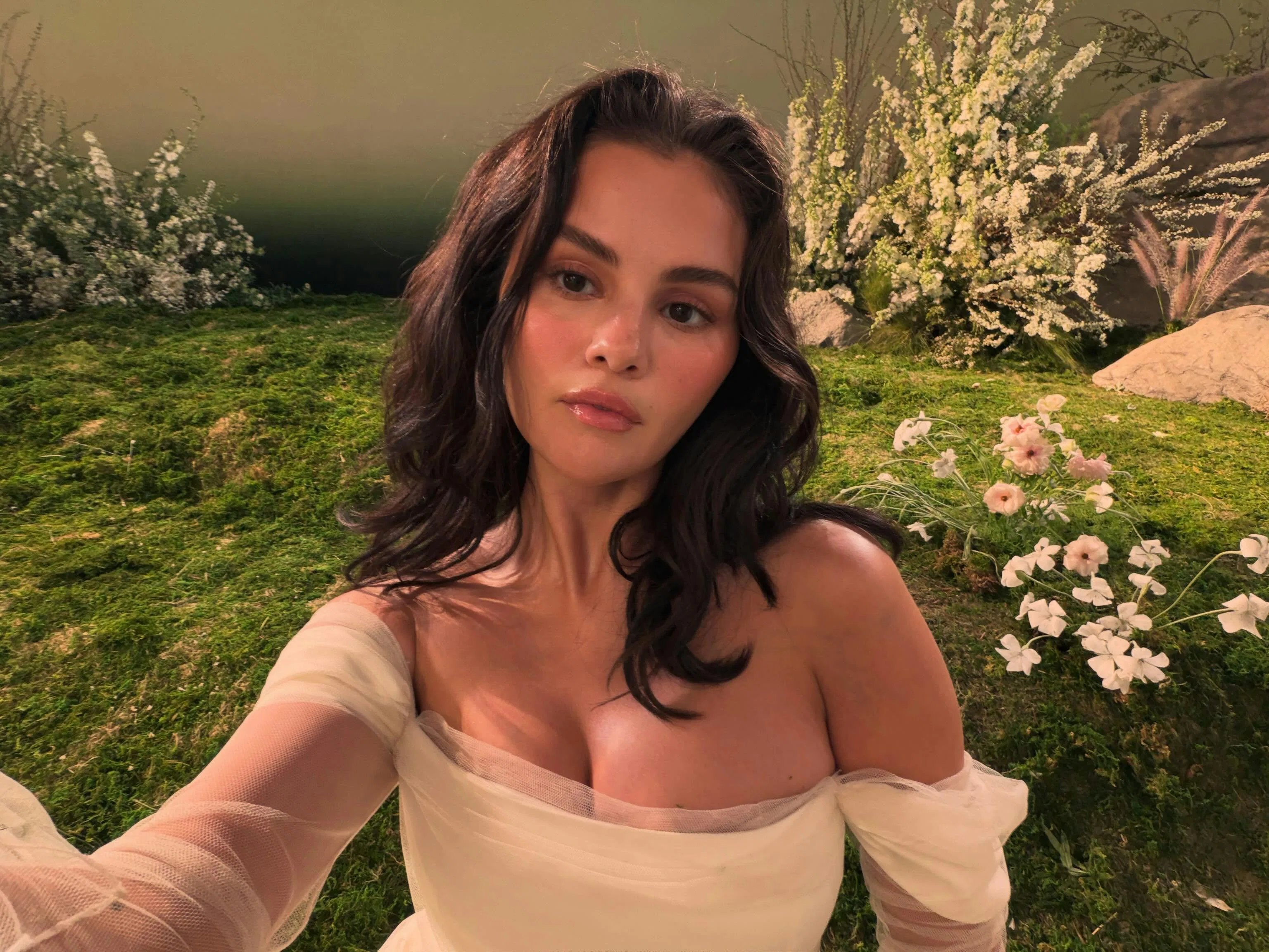 The biggest blush trends of summer 2026, according to makeup artists.