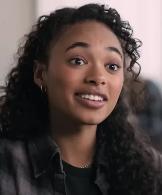 Chandler Kinney says Kimberly's home life will be explored in 'Elle' Season 2.