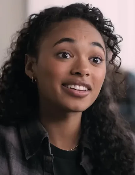 Chandler Kinney says Kimberly's home life will be explored in 'Elle' Season 2.