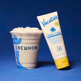 I tried the Erewhon Vacation Sunscreen Smoothie to see what it really tastes like.