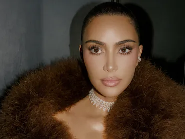 Kim Kardashian Selfie