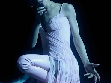 Ariana Grande's Custom “Eternal Sunshine” Tour Looks Were So Ethereal