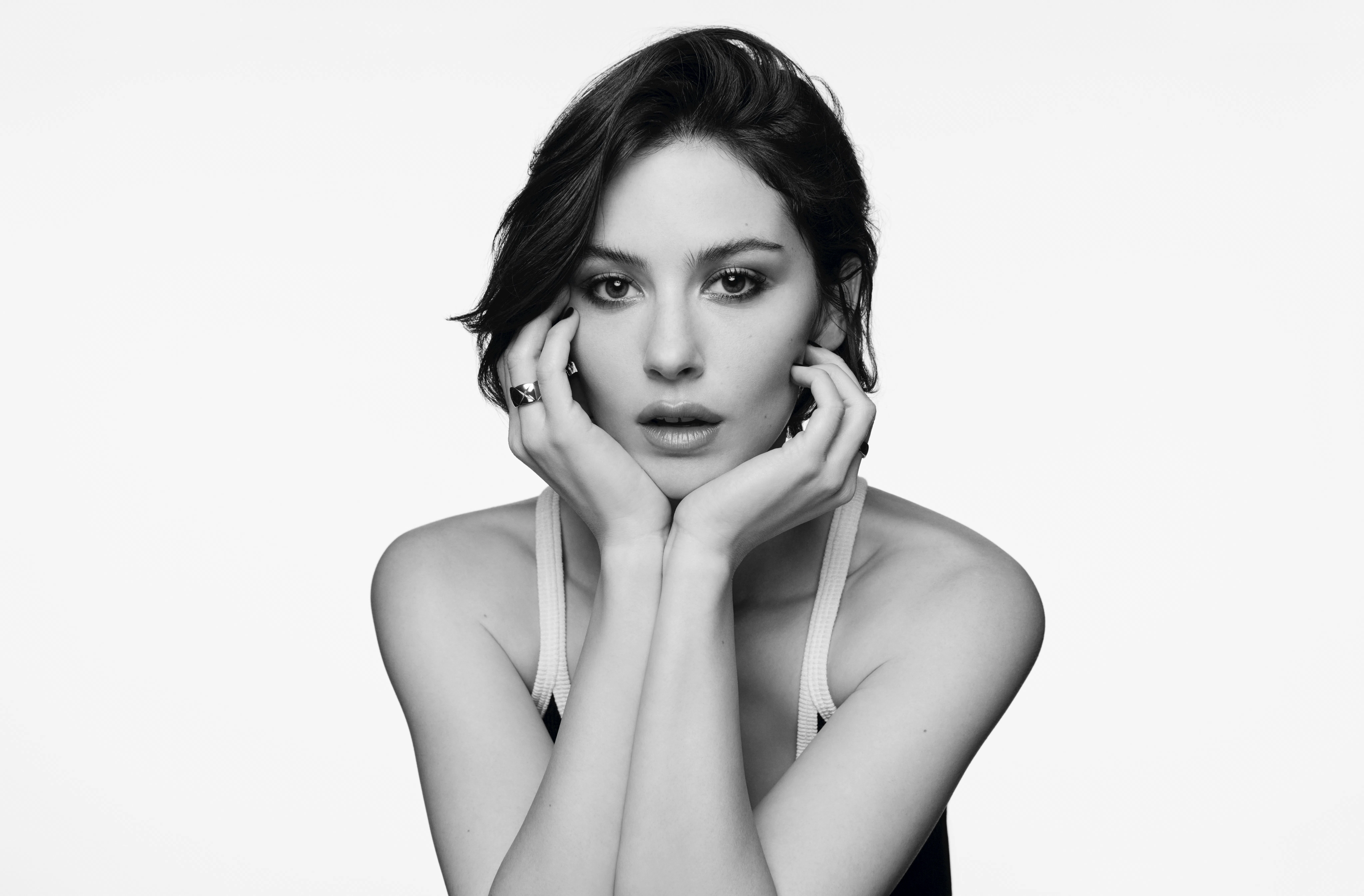 Gracie Abrams Is Chanel's New Coco Mademoiselle