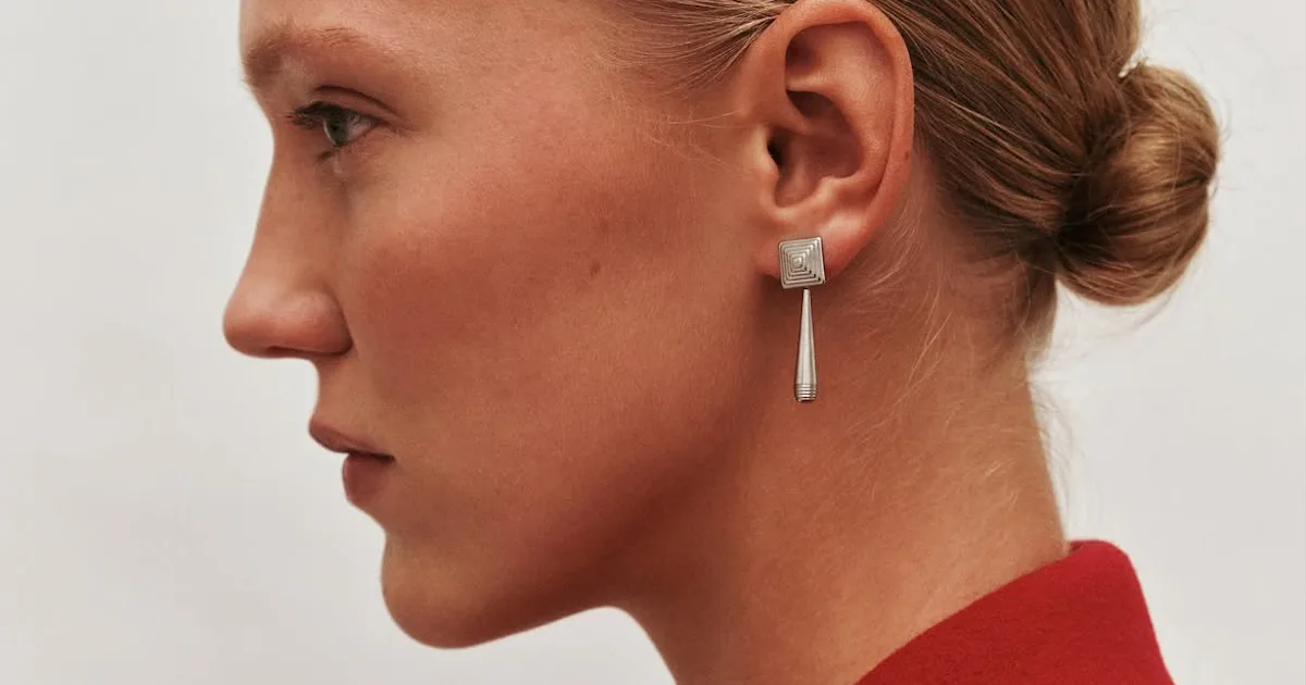 These Jewelry Brands Are Embracing Vintage Aesthetics