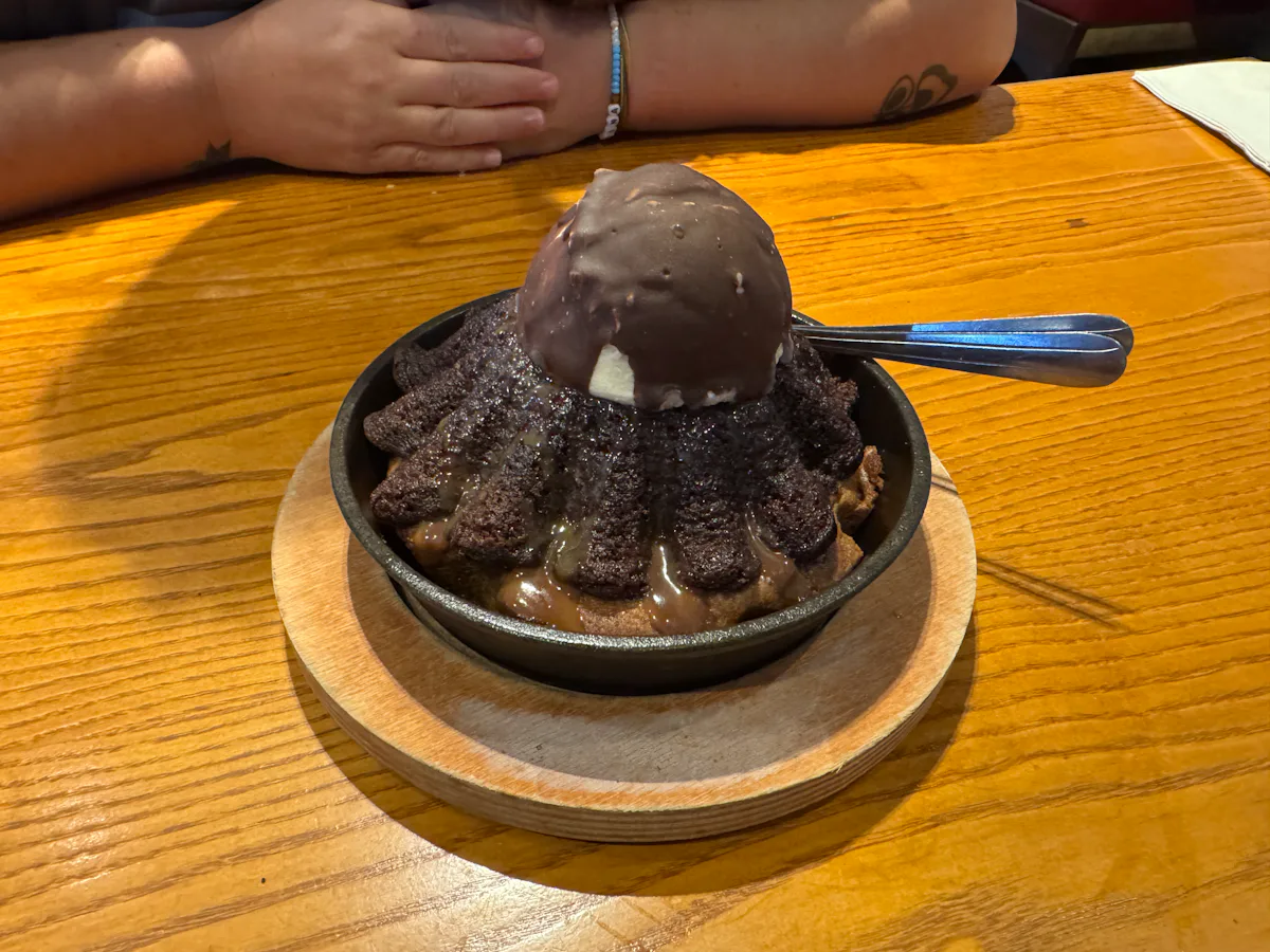 Is Chili's Viral Molten Skillet Cookie Hack Worth The Hype?