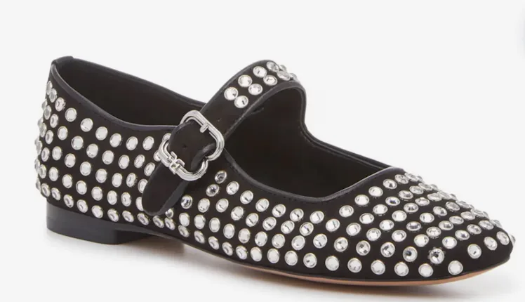 Michaela Mary Jane Flat