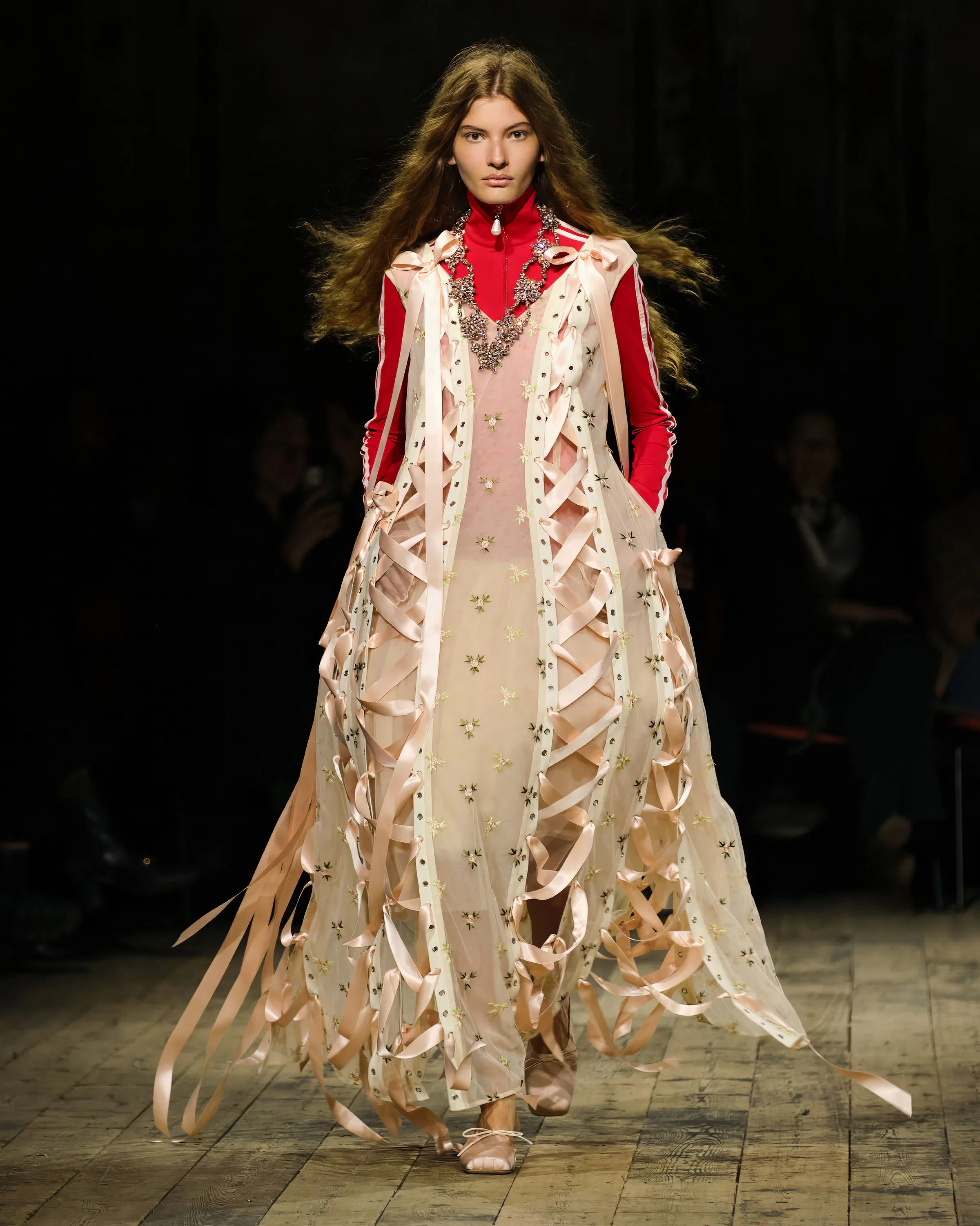Simone Rocha, London Fashion Week, LFW, fashion, runway, culture, fashion news