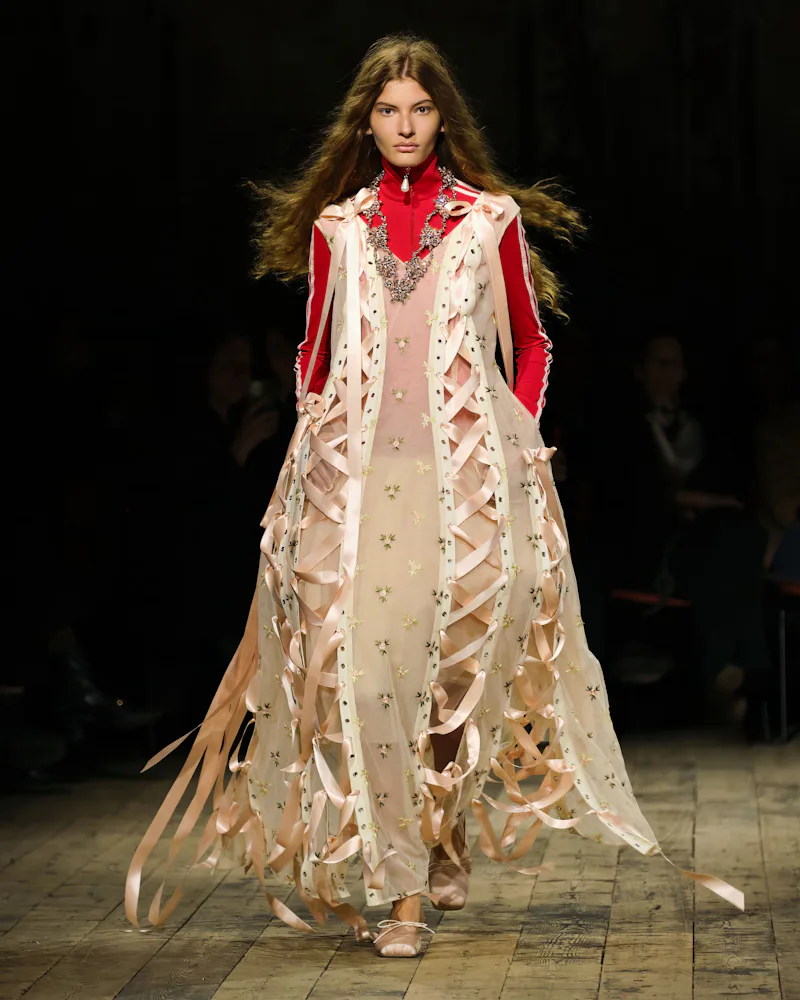 Simone Rocha, London Fashion Week, LFW, fashion, runway, culture, fashion news
