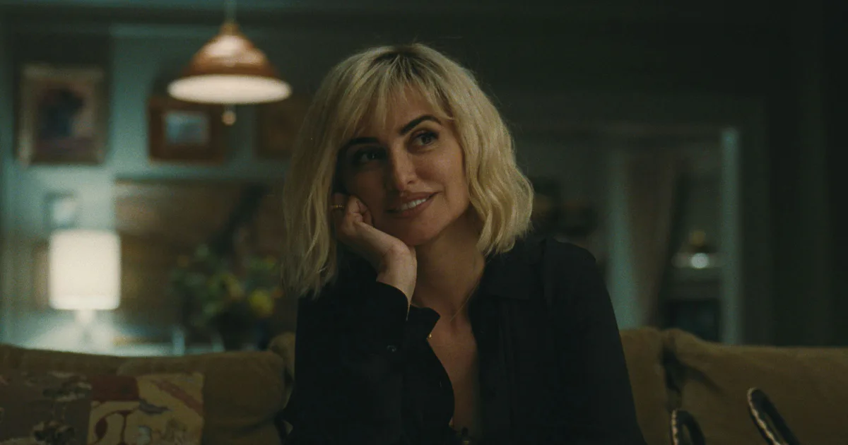 With Pearl Rings and Chloé Boots, 'The Invite' Costumes Complicated Relationship Dynamics