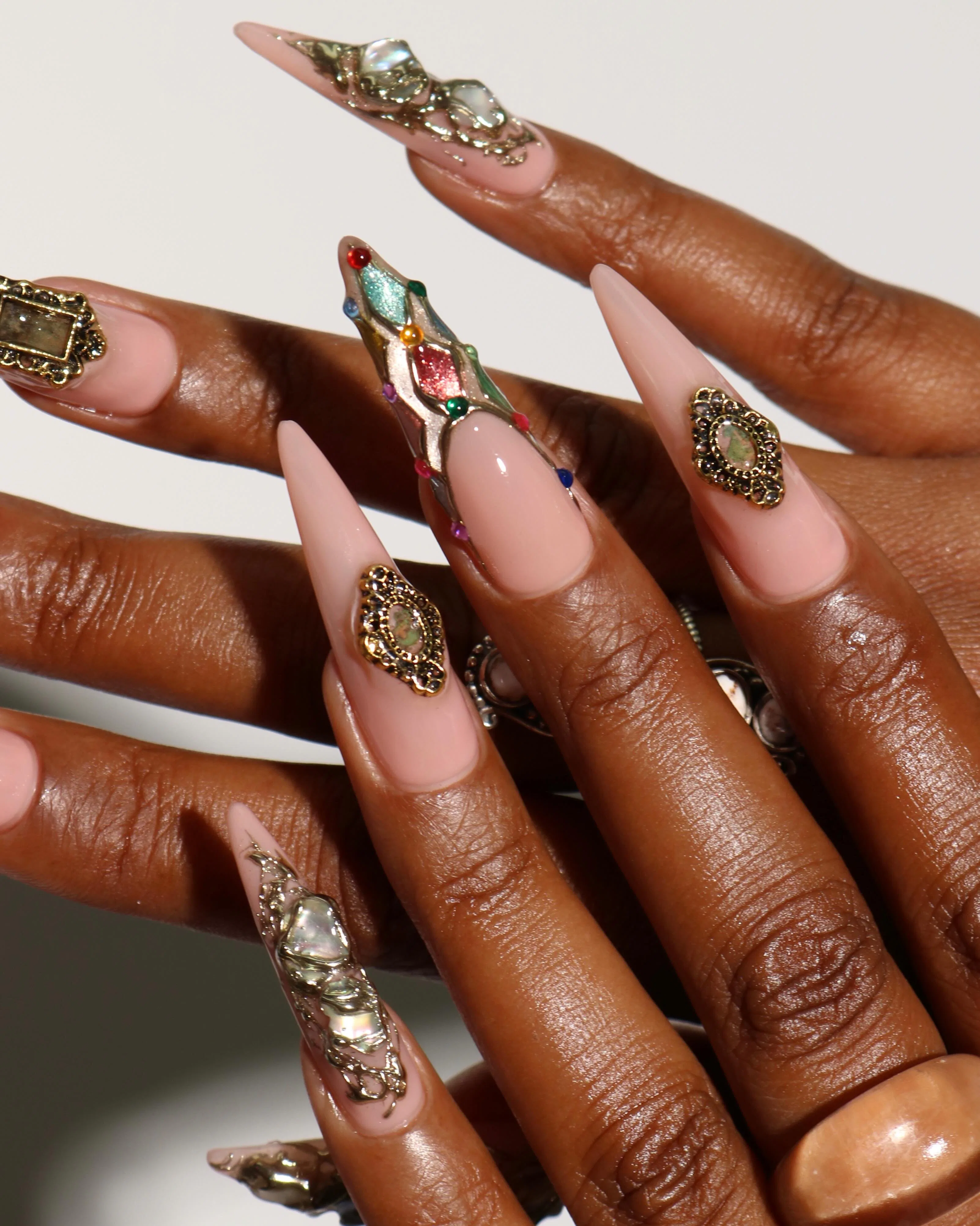 baroque nails