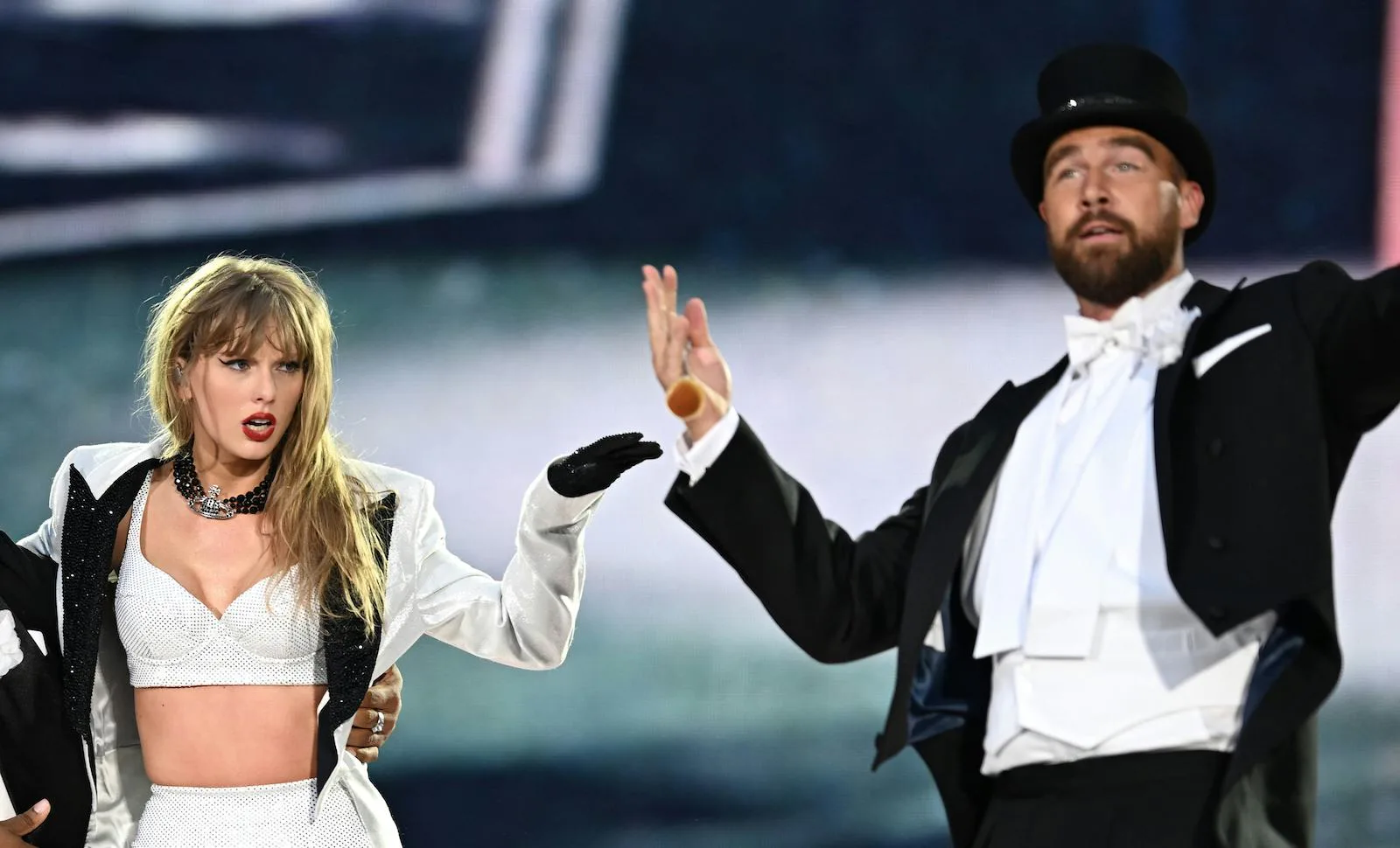 https://imgix.bustle.com/uploads/image/2026/7/21/e491e34a/london-england-june-23.jpeg?w=1200&h=630&fit=crop&crop=faces&fm=jpg