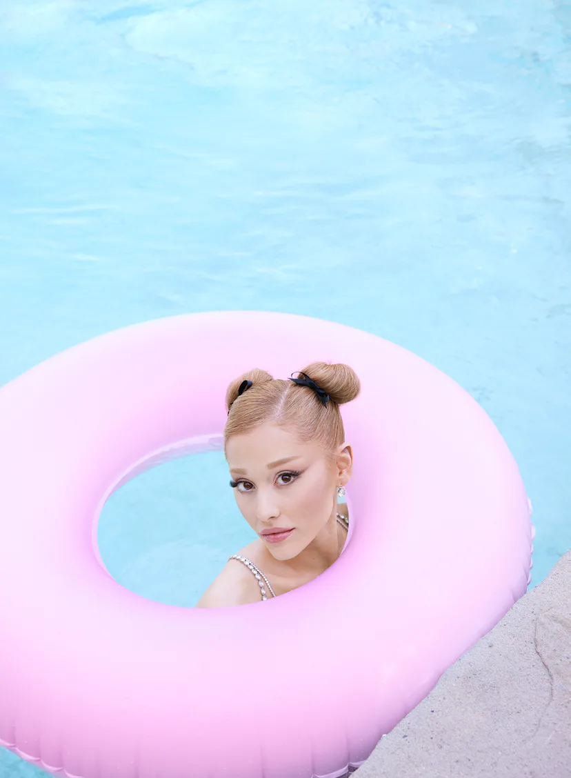 ariana grande in a pool