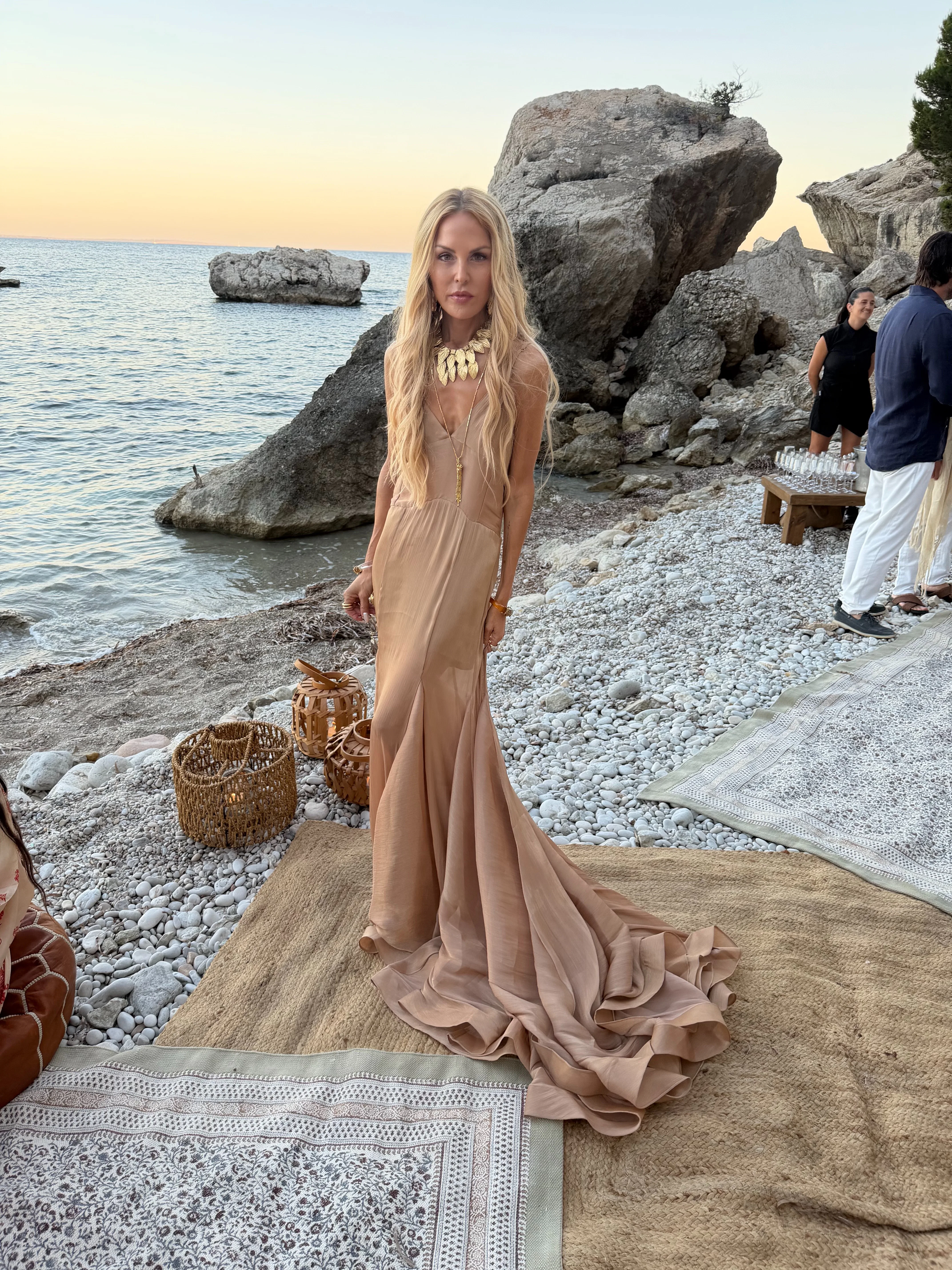 rachel zoe linen dress Blend Collared Wrap Style Midi – Letay Store It is machine washable for convenient care. Print Dress Rachel Zoe Dresses