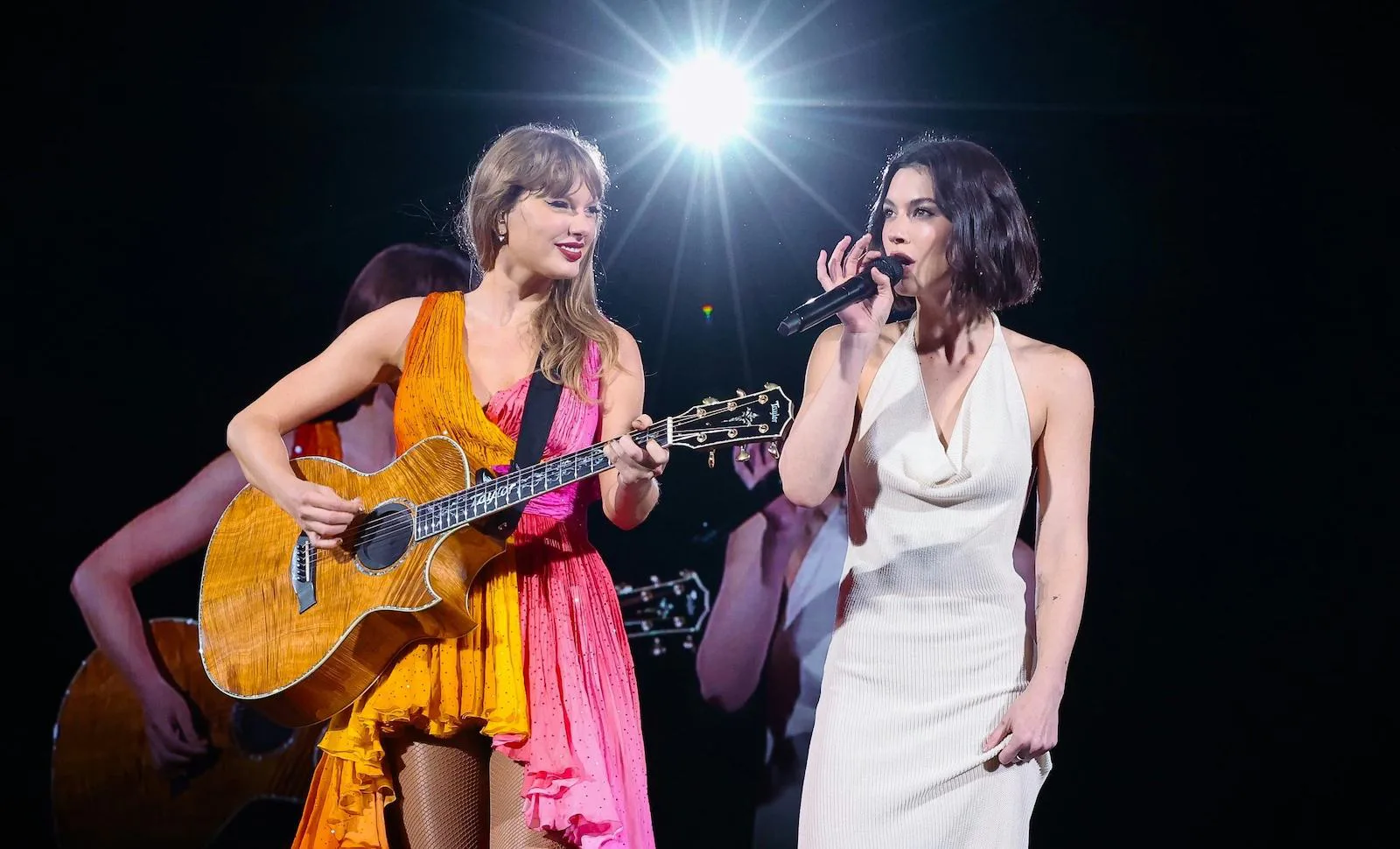 https://imgix.bustle.com/uploads/image/2026/7/23/65244b5f/toronto-canada-november-16.jpeg?w=1200&h=630&fit=crop&crop=focalpoint&fm=jpg&fp-x=0.5167&fp-y=0.2405
